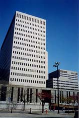 [photo, Federal Building, Hopkins Plaza, Baltimore, Maryland]