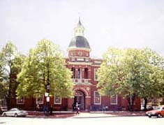 [photo, Anne Arundel County Courthouse, (view from Church Circle at Duke of Gloucester St.), Annapolis, Maryland]
